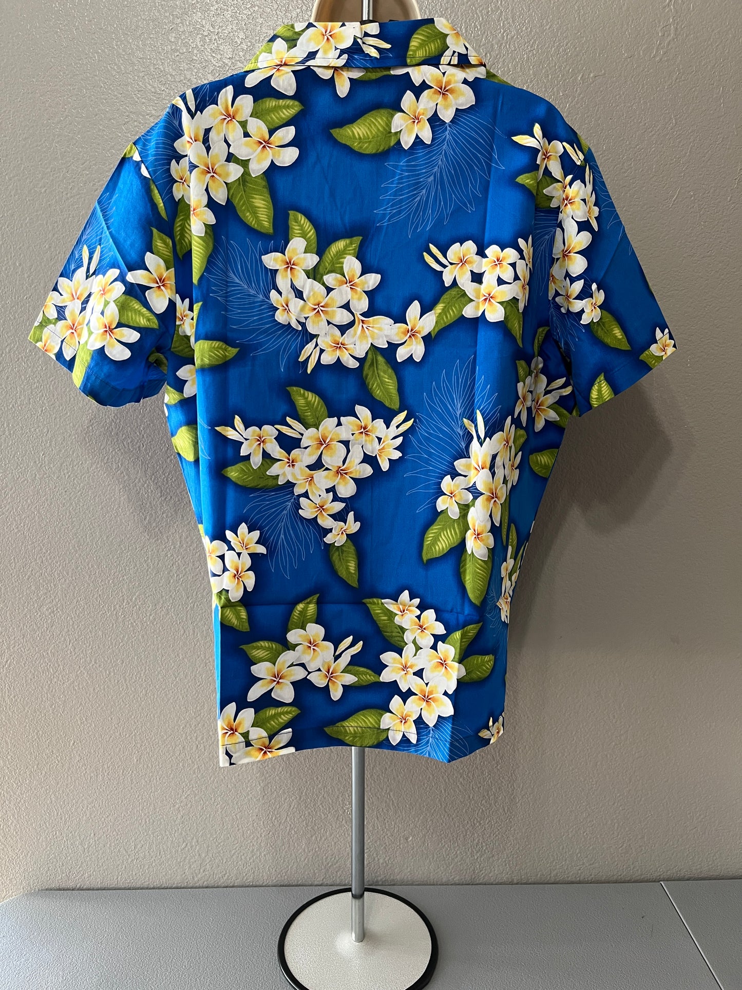 Women’s Blue Plumeria Aloha Shirt