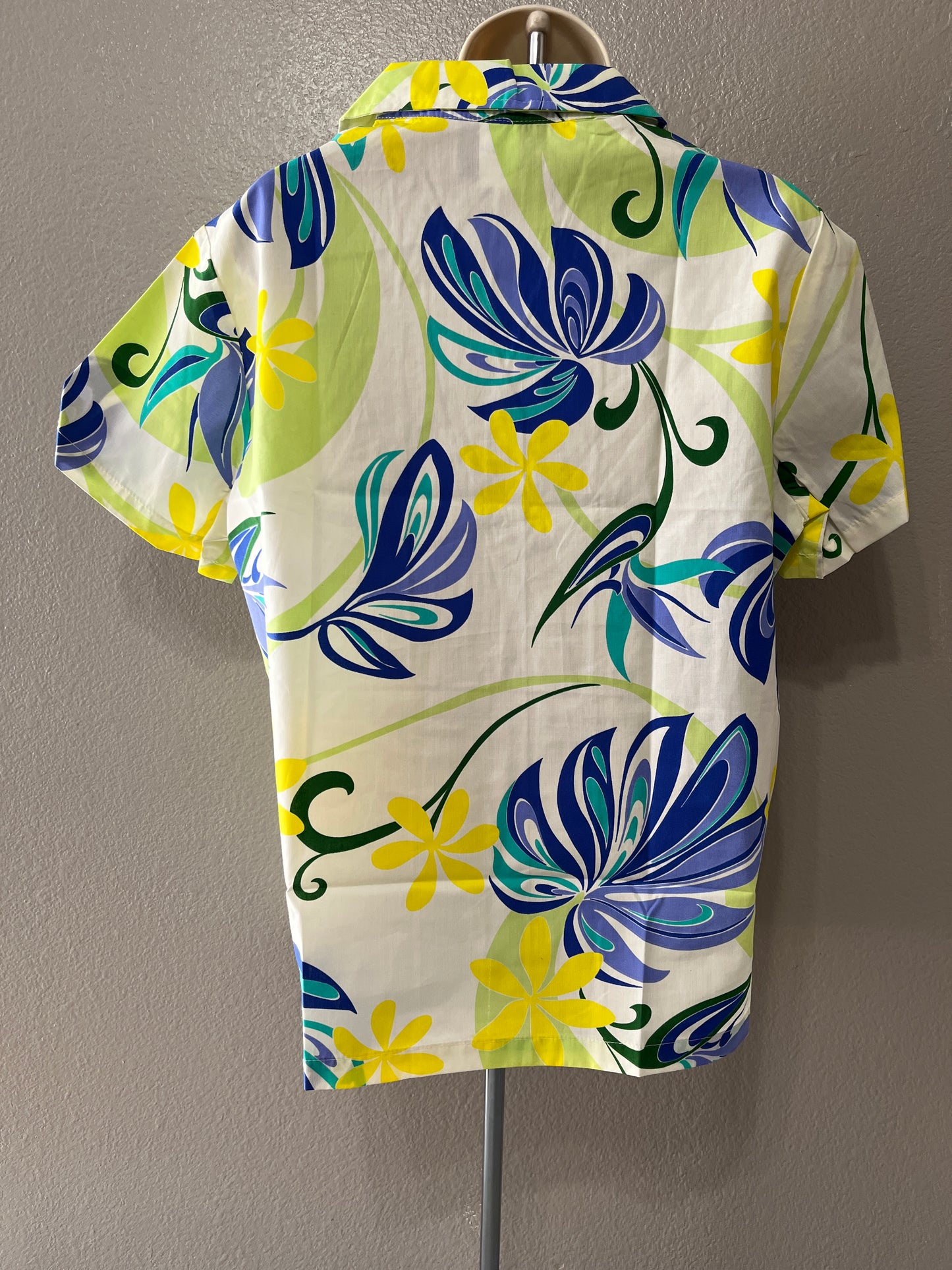 Women’s Blue Monstera Aloha Shirt