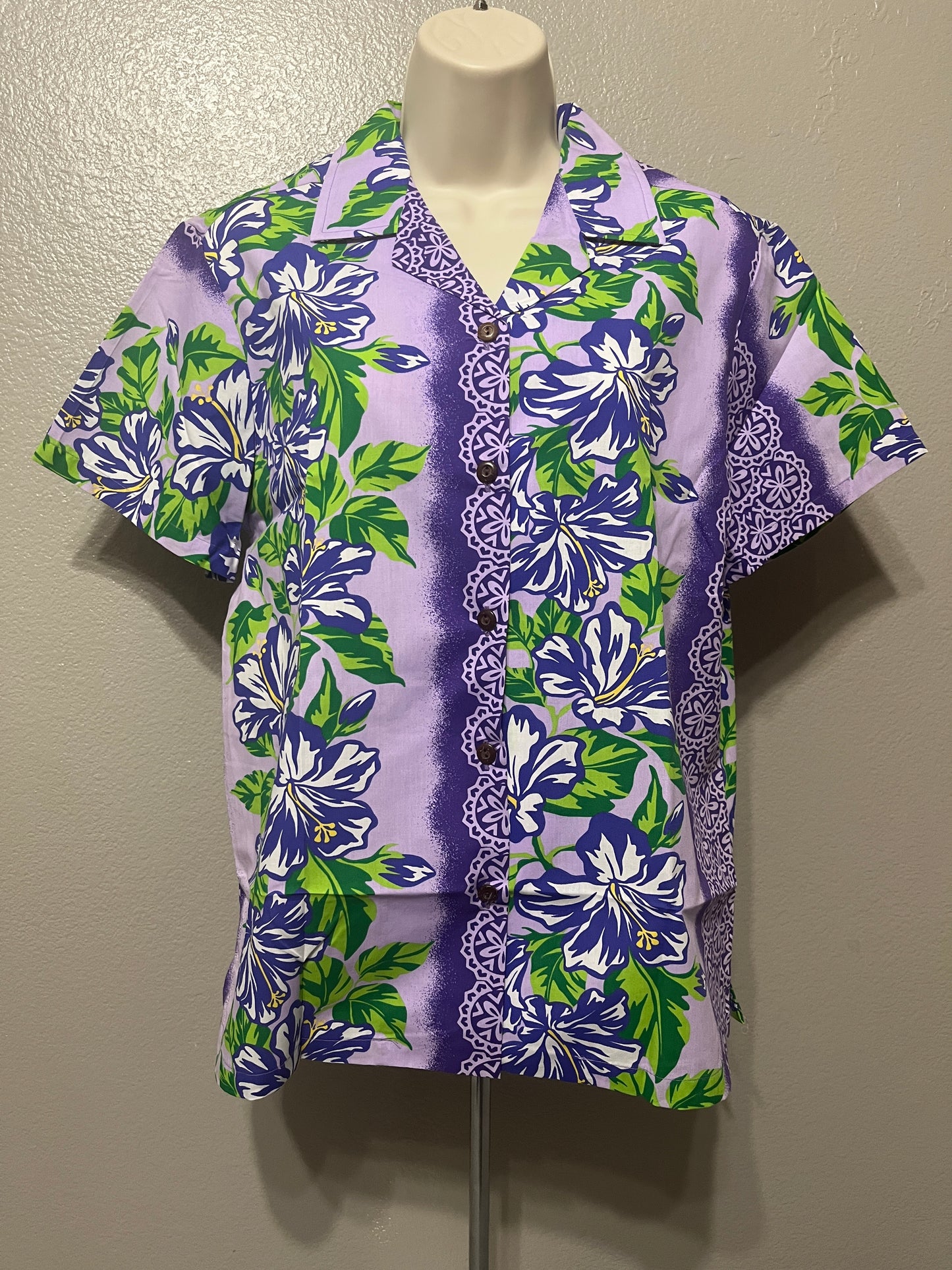 Women’s Purple Hibiscus Aloha shirt